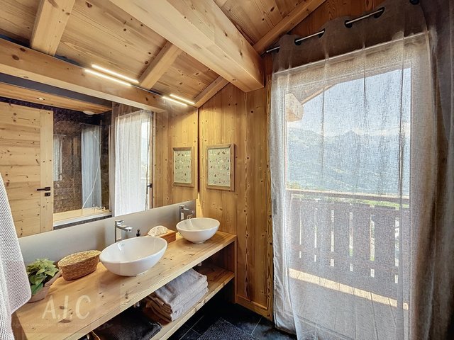 Chalet 6 pièces 6 personnes avec balcon - Combloux