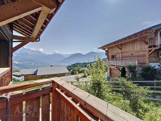 Chalet 6 pièces 6 personnes avec balcon - Combloux