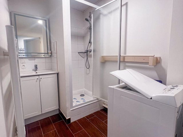 Appartement 3 pièces 8 personnes avec balcon - Super-Besse