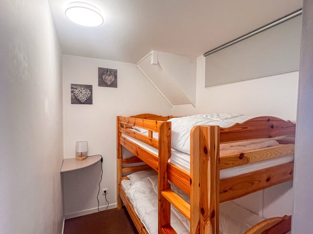 Appartement 3 pièces 8 personnes avec balcon - Super-Besse
