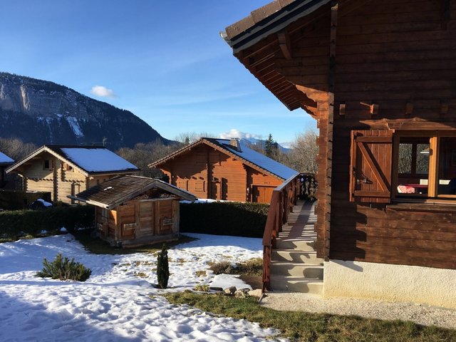 Chalet 6 pièces 10 personnes avec terrasse - Les Carroz d'Araches