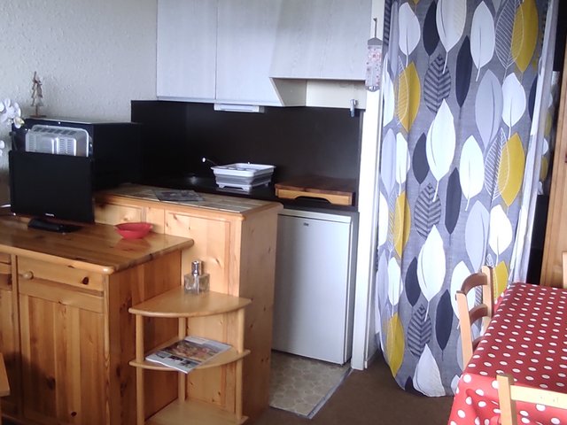 Studio 4 personnes avec balcon - Super-Besse