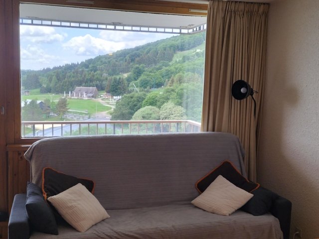 Studio 4 personnes avec balcon - Super-Besse