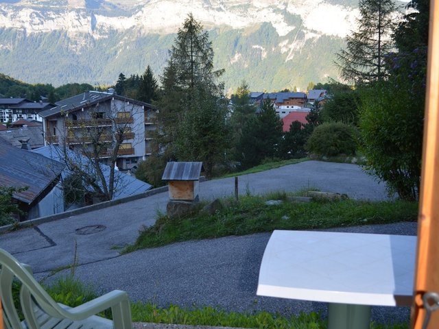Studio 4 personnes avec terrasse - Les Carroz d'Araches