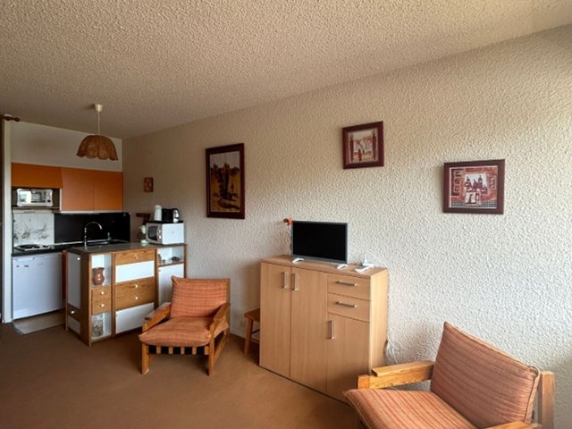 Studio 5 personnes avec balcon - Super-Besse