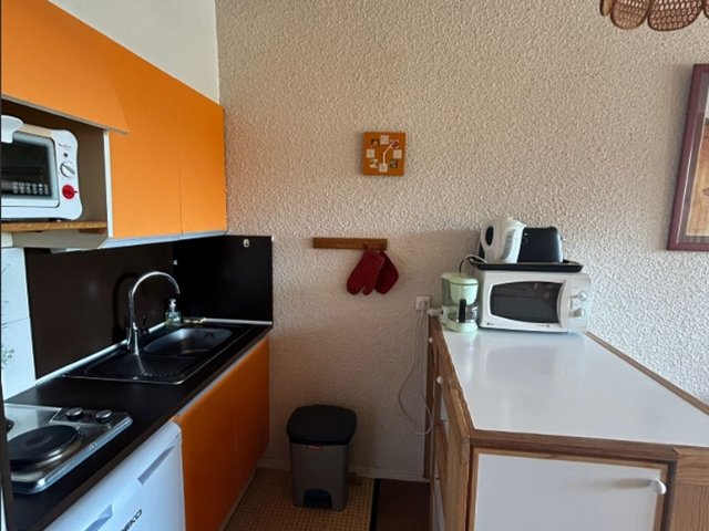 Studio 5 personnes avec balcon - Super-Besse