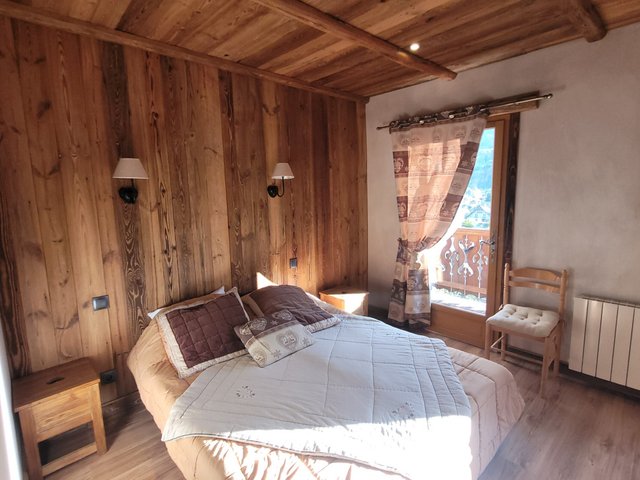 Chalet 9 pièces 18 personnes avec balcon - Samoëns