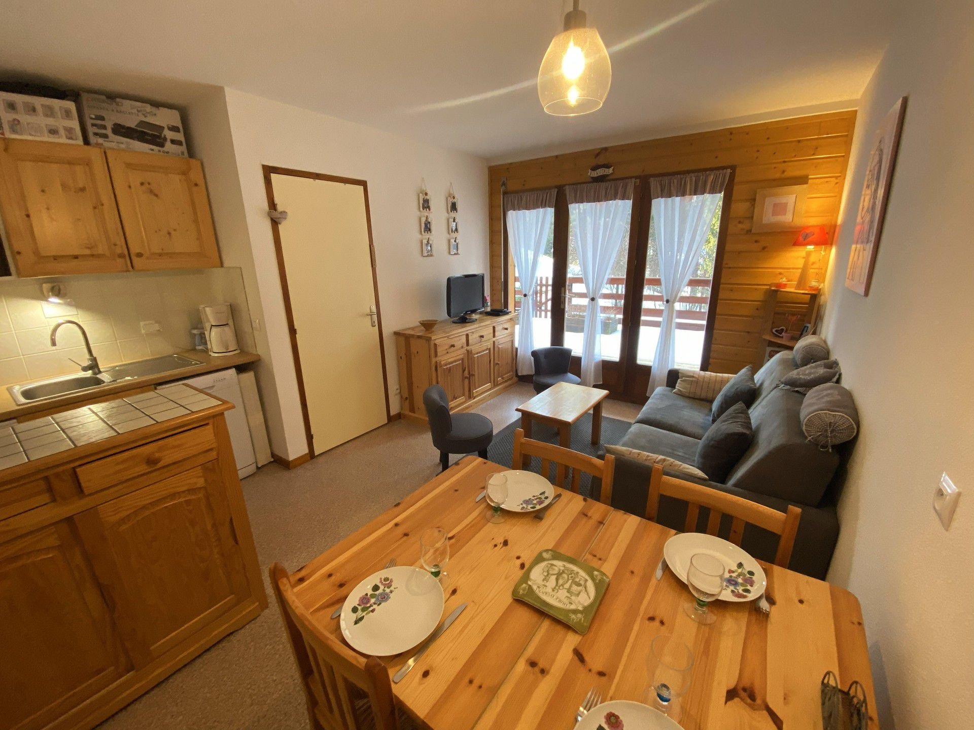 2 pièces 6 personnes - Appartements LES ROCHERS BLANCS 3 - La Joue du Loup