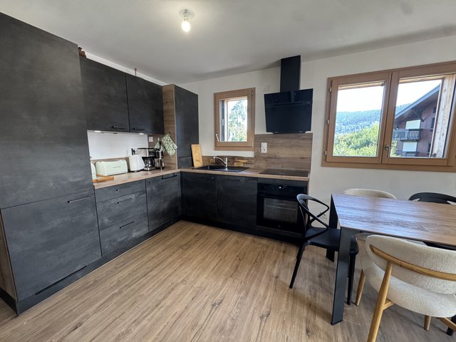 Appartement 5 pièces 8 personnes avec balcon - Les Carroz d'Araches