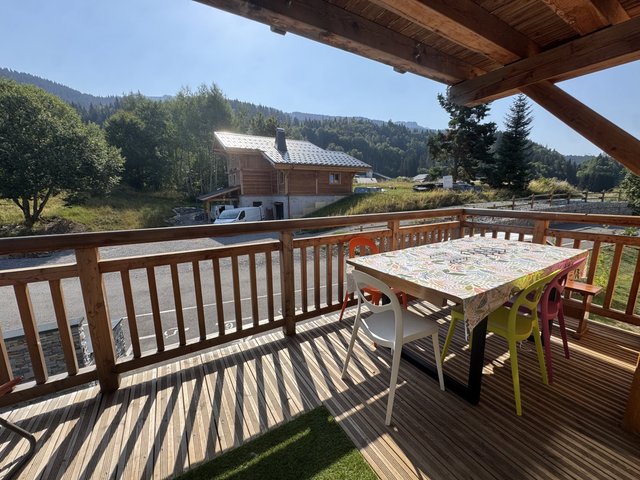 Appartement 5 pièces 8 personnes avec balcon - Les Carroz d'Araches