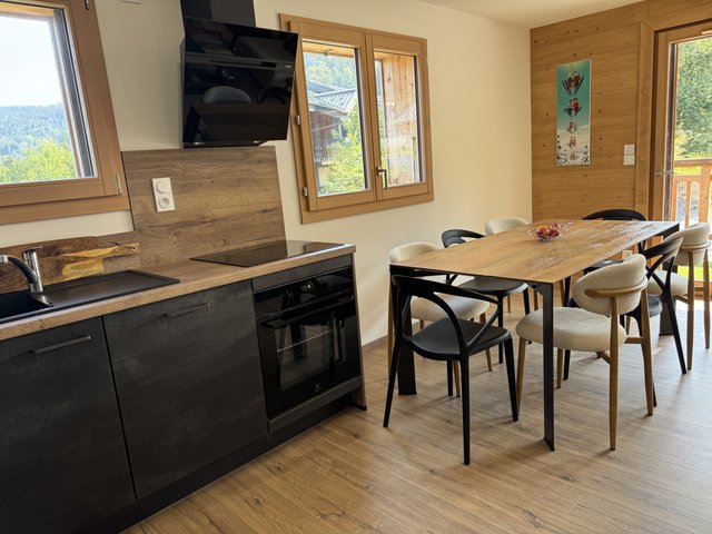 Appartement 5 pièces 8 personnes avec balcon - Les Carroz d'Araches
