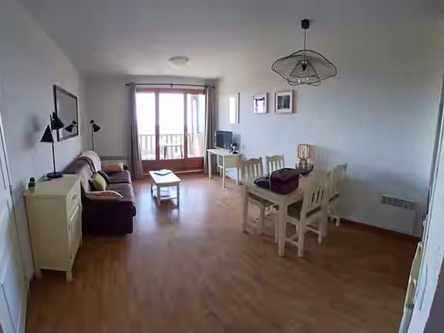 Appartement 2 pièces 4 personnes avec balcon - Super-Besse