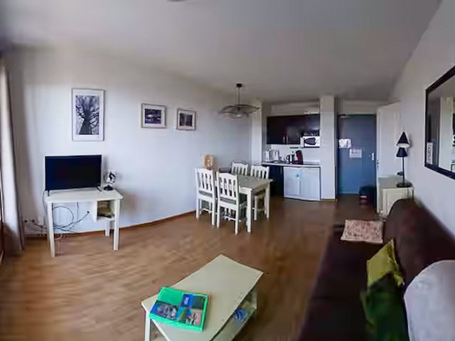 Appartement 2 pièces 4 personnes avec balcon - Super-Besse