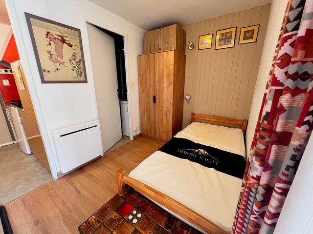 Studio 3 personnes avec balcon - Super-Besse