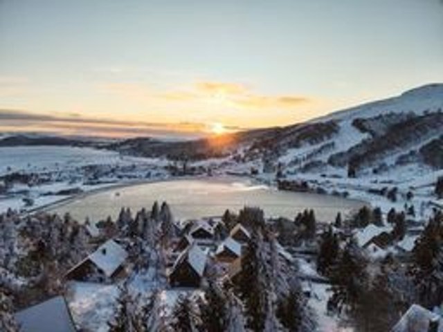 Studio 3 personnes avec balcon - Super-Besse