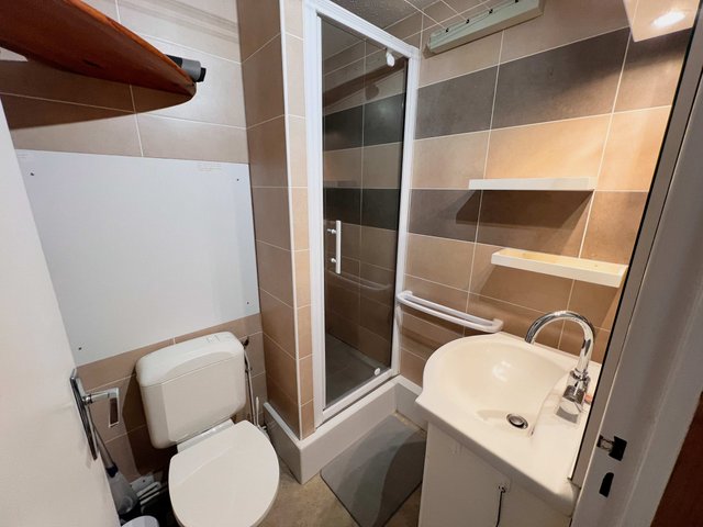 Studio 3 personnes avec balcon - Super-Besse