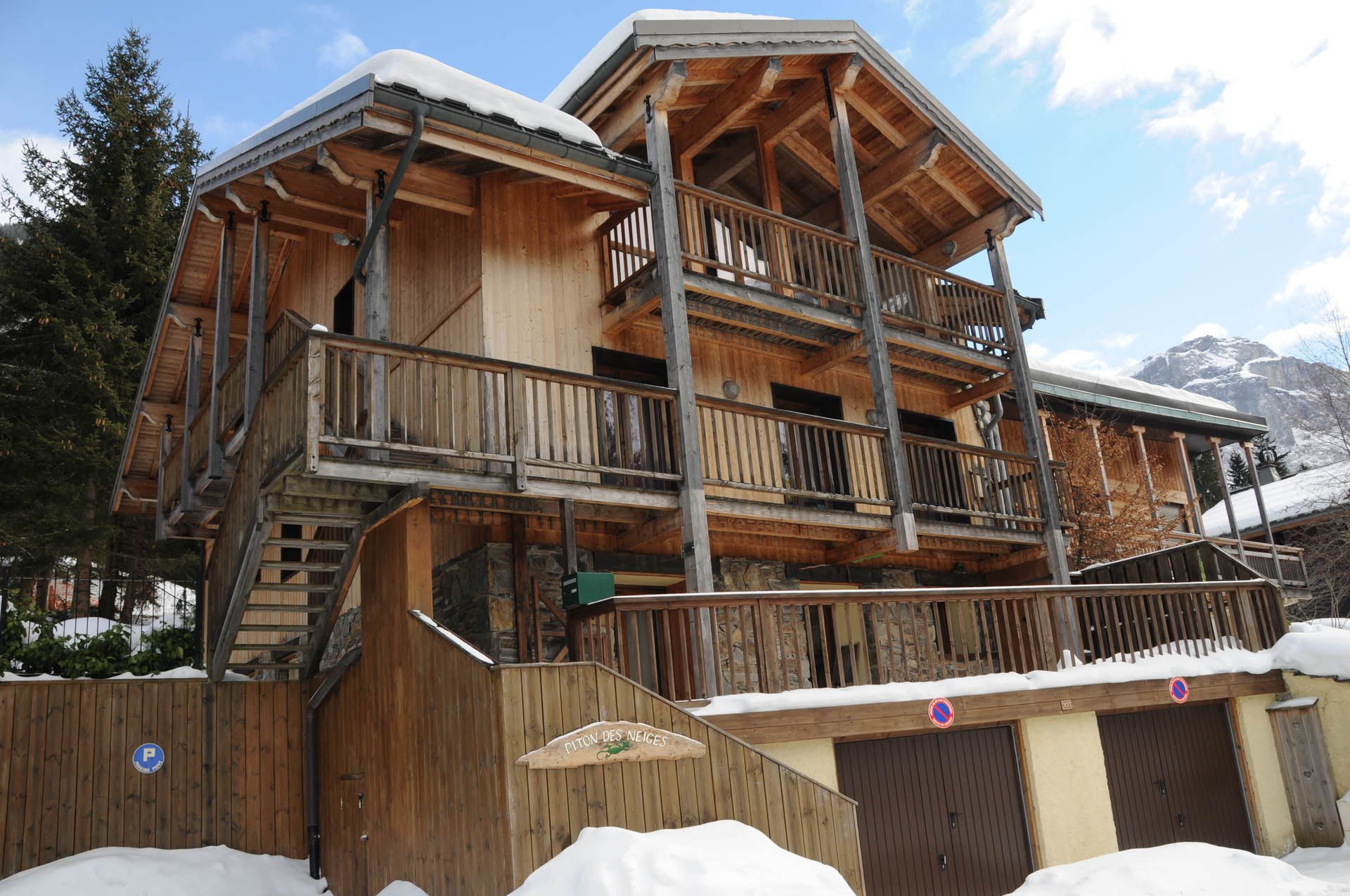 CHALET LE PITON DES NEIGES