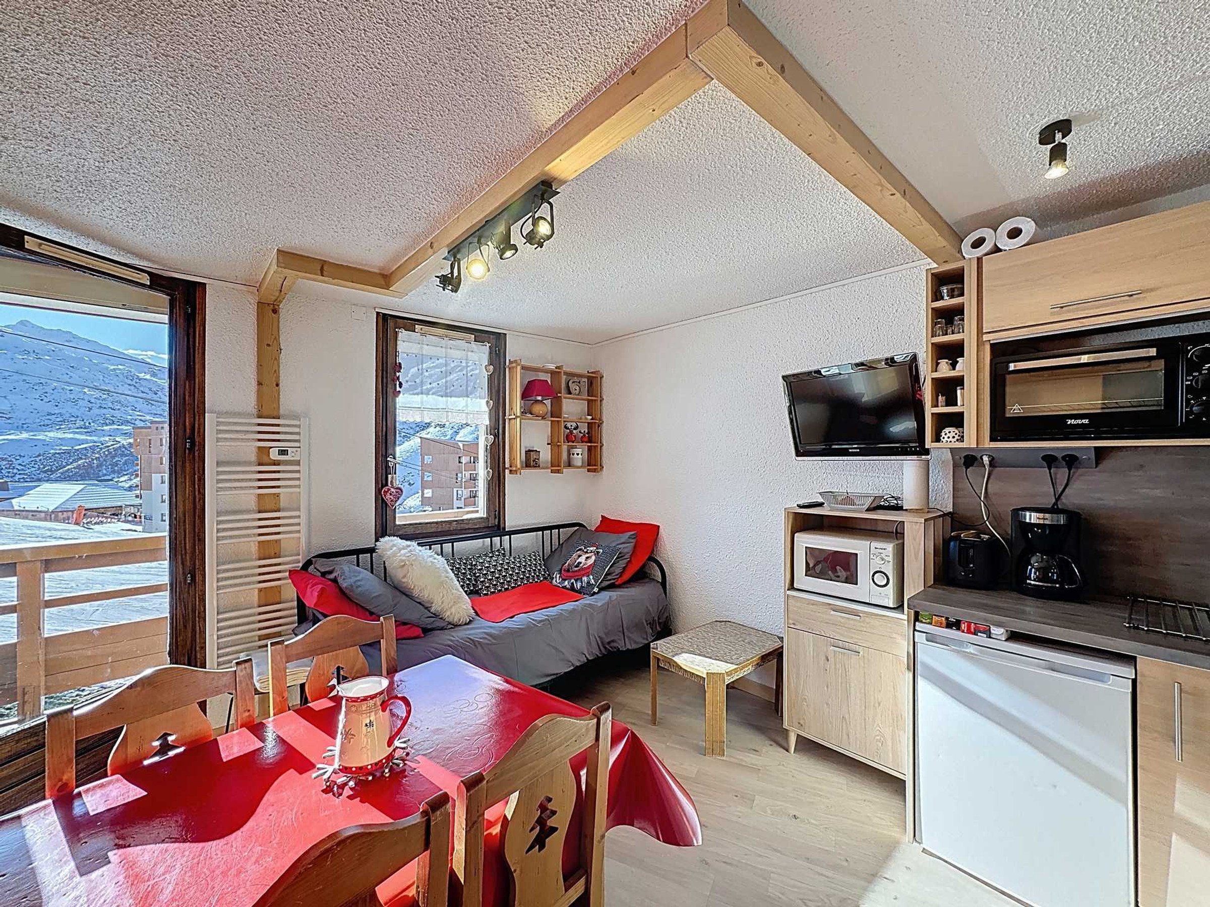 Appartement 2 kamers 4 personen met balkon - Résidence BOEDETTE D - Les Menuires Reberty 1850