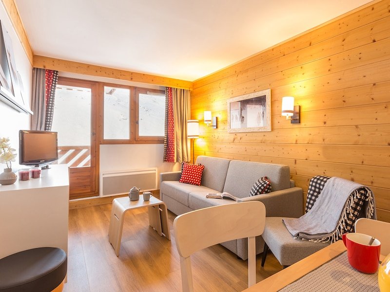 Apartment 6 people - 1 bedroom + 1 sleeping area - Balcony - Pierre & Vacances Résidence Aconit - Les Menuires Bruyères