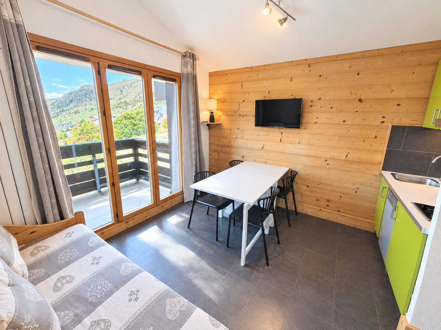 Studio 4 persons Comfort - Appartements BALCONS D'olympie - Les Menuires Preyerand