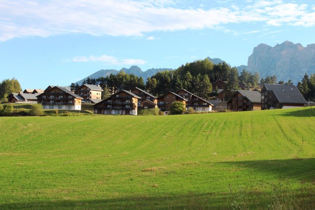 LA CRETE DU  BERGER CHALETS - La Joue du Loup