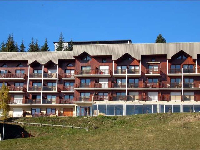 Récent T2 lumineux pour 6, au pied des pistes avec balcon sud et parking, Chamrousse Recoin FR-1-340 - Chamrousse