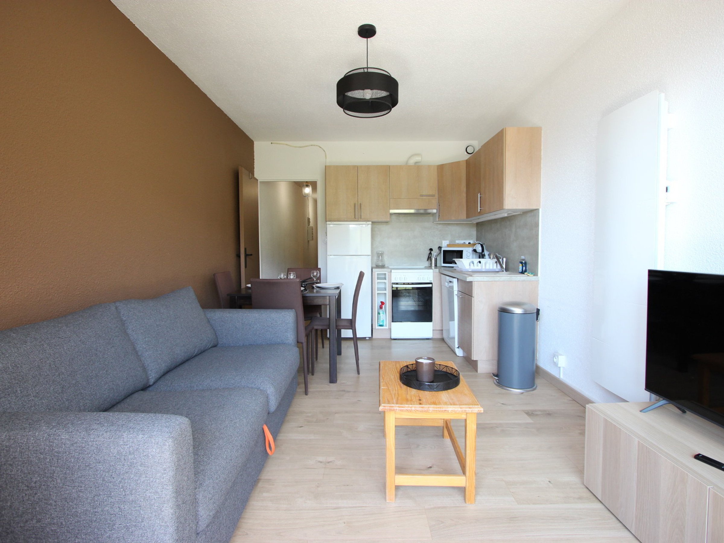 Appartement Chamrousse, 2 pièces, 6 personnes - Récent T2 lumineux pour 6, au pied des pistes avec balcon sud et parking, Chamrousse Recoin FR-1-340 - Chamrousse