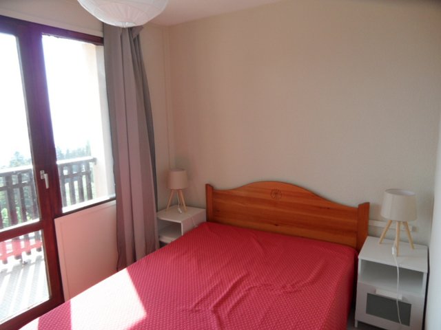 Appartement rénové 4 chambres à Chamrousse avec balcon FR-1-340-177 - Chamrousse